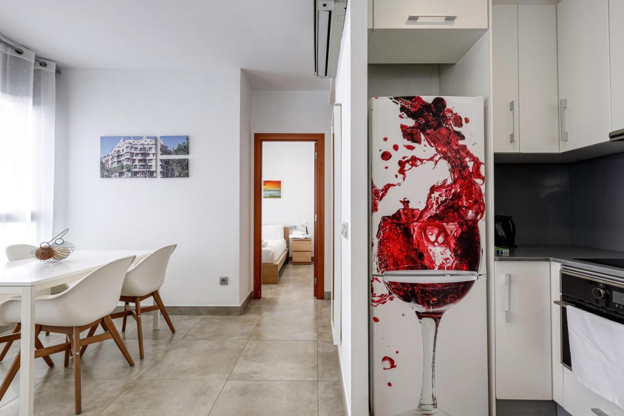 Urban Flats Vallirana Barcelona Exterior photo