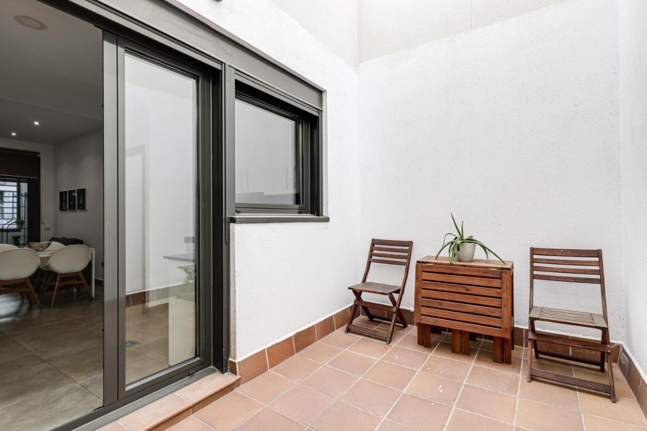 Urban Flats Vallirana Barcelona Exterior photo