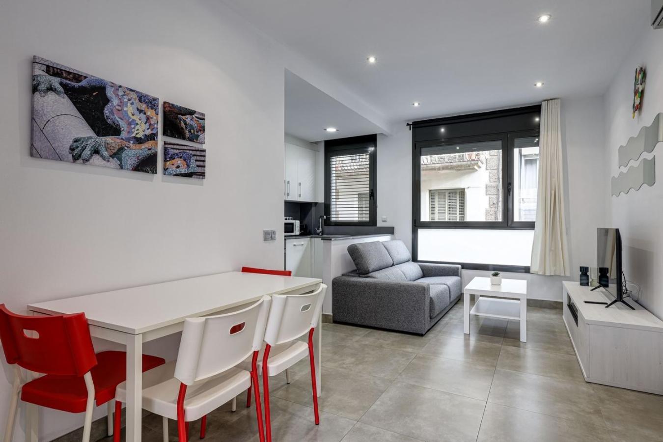 Urban Flats Vallirana Barcelona Exterior photo